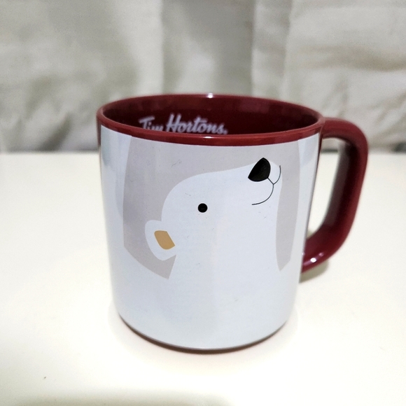 Tim Hortons polar bear winter mountains coffee mug. 2019 - Picture 2 of 7